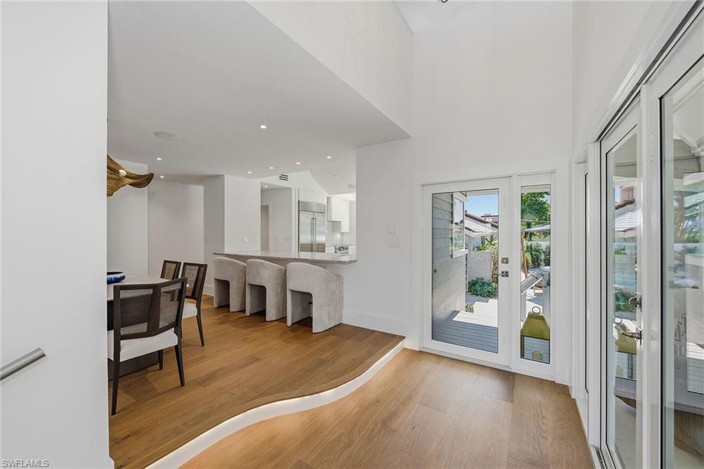 BRIDGE WAY VILLAS - Residential