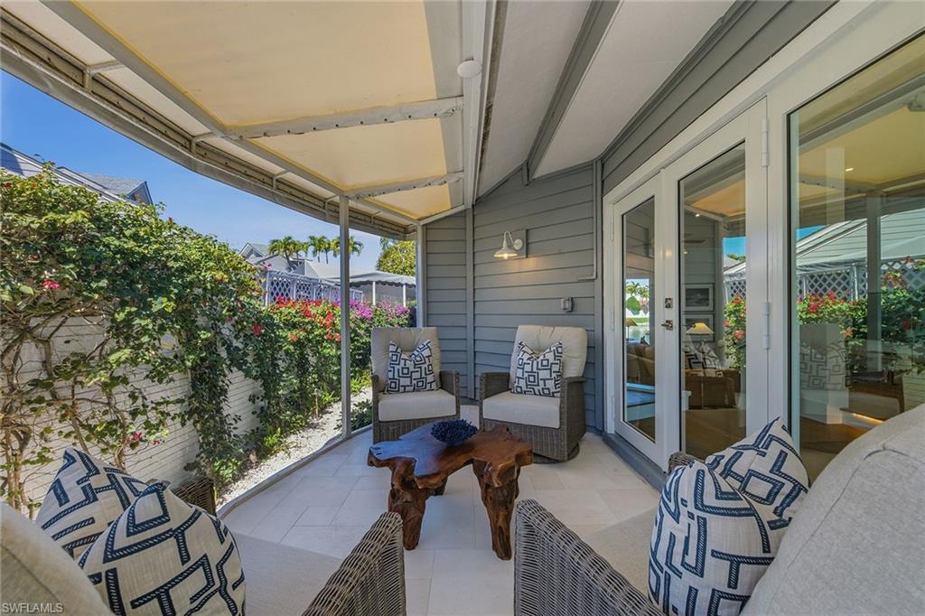 BRIDGE WAY VILLAS - Residential