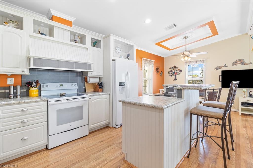 THUNDERBIRD MOBILE HOMES - Residential