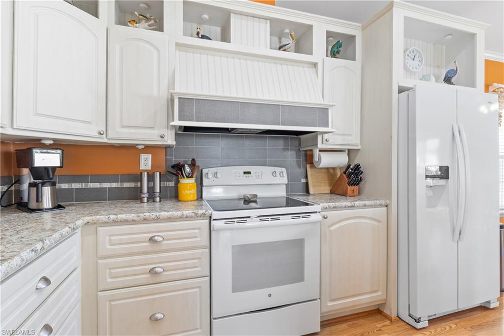 THUNDERBIRD MOBILE HOMES - Residential