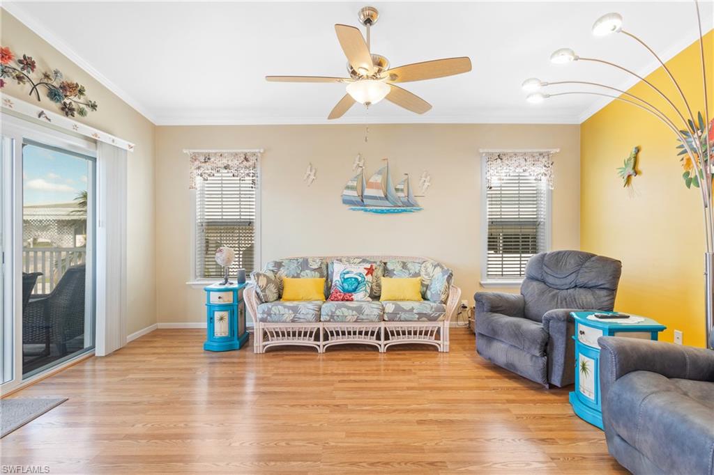 THUNDERBIRD MOBILE HOMES - Residential