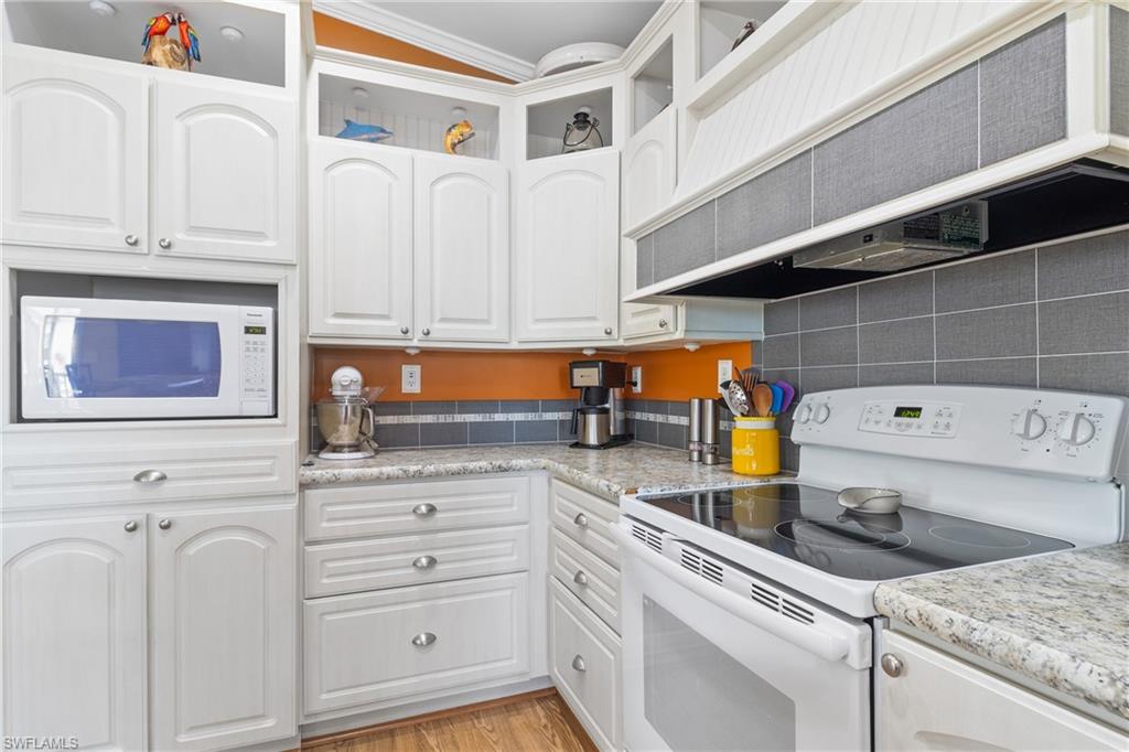 THUNDERBIRD MOBILE HOMES - Residential