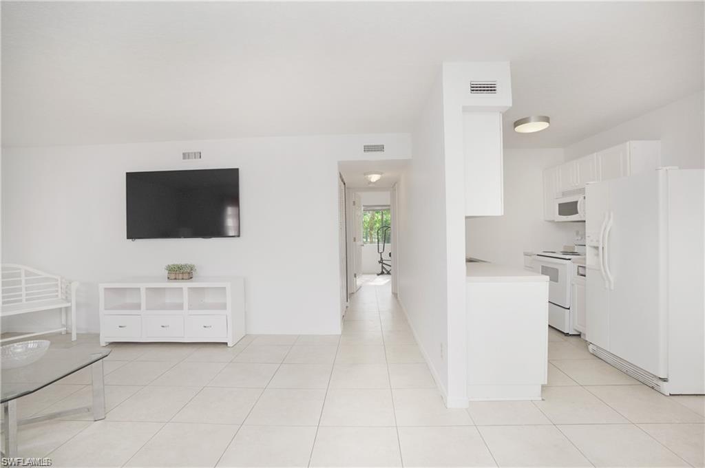 ABACO BAY - Residential Lease