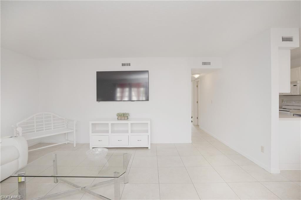 ABACO BAY - Residential Lease