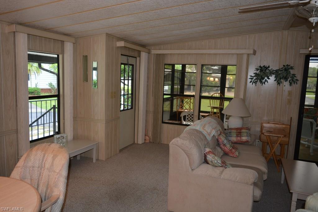 LAKE FAIRWAYS COUNTY CLUB - Residential