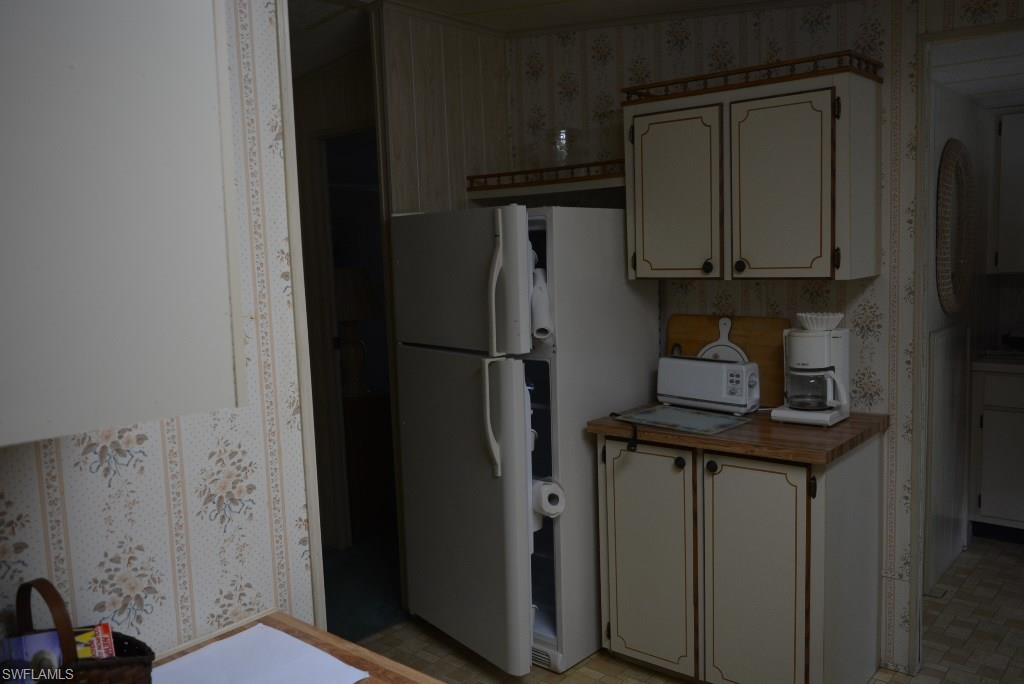 LAKE FAIRWAYS COUNTY CLUB - Residential