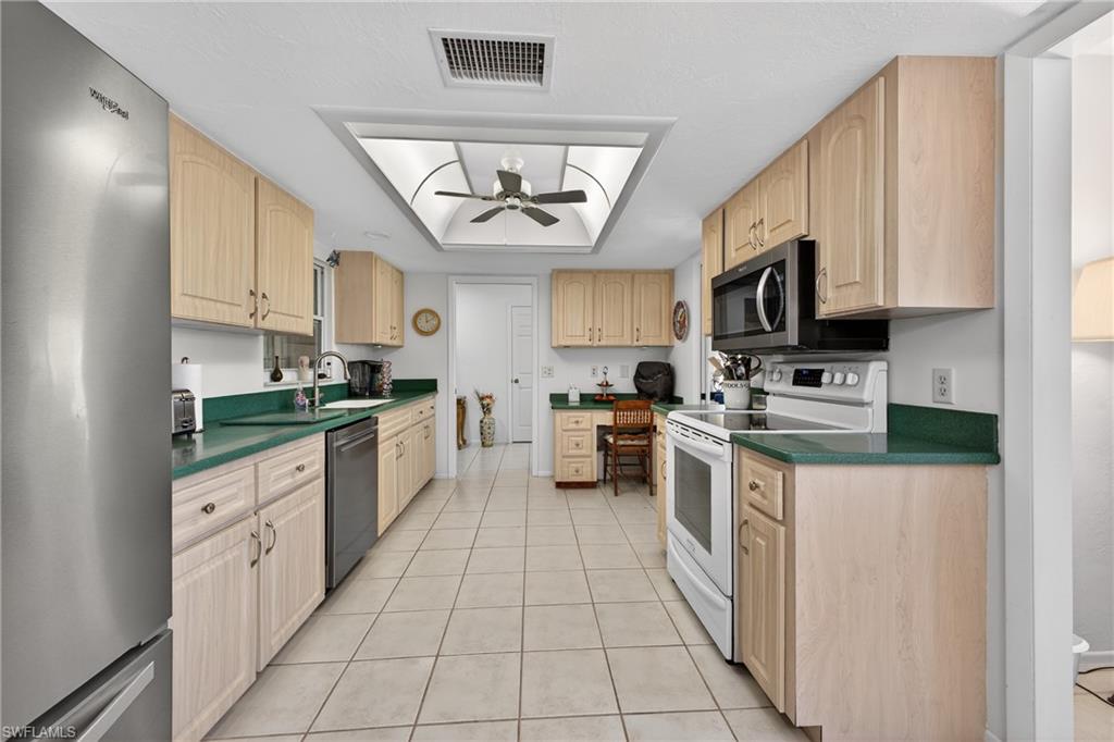 VILLAGE OF WHISKEY CREEK - Residential