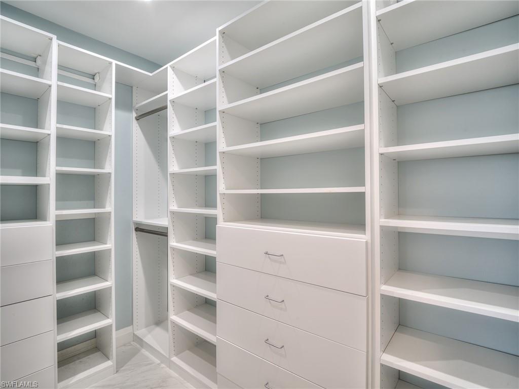 HILLS T.P. - Residential