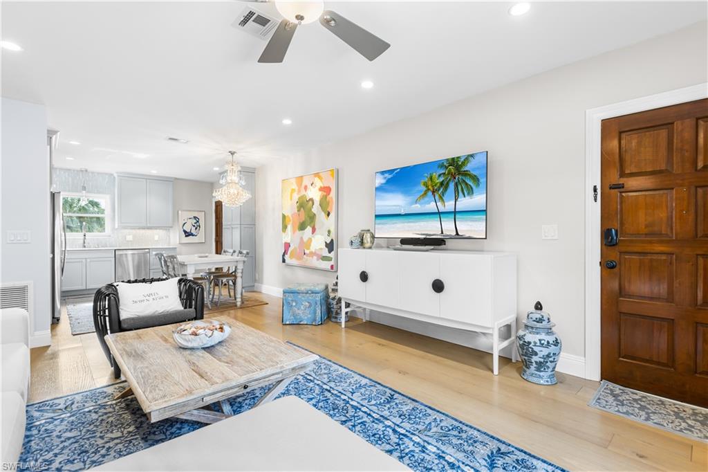 CHATELAINE - Residential