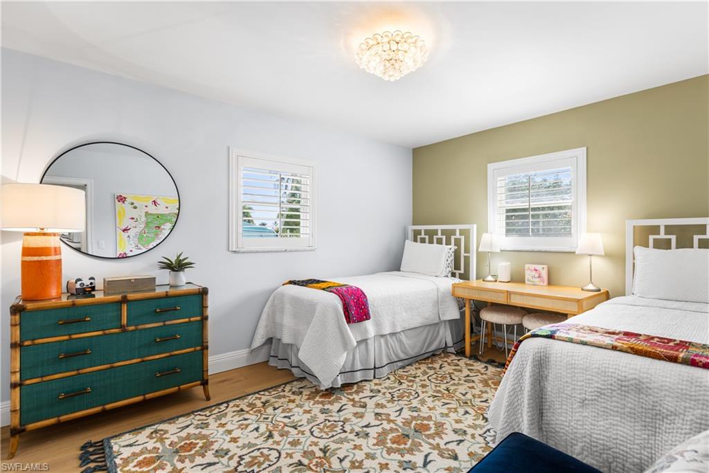 CHATELAINE - Residential