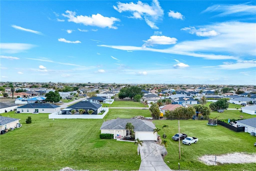 CAPE CORAL - Residential