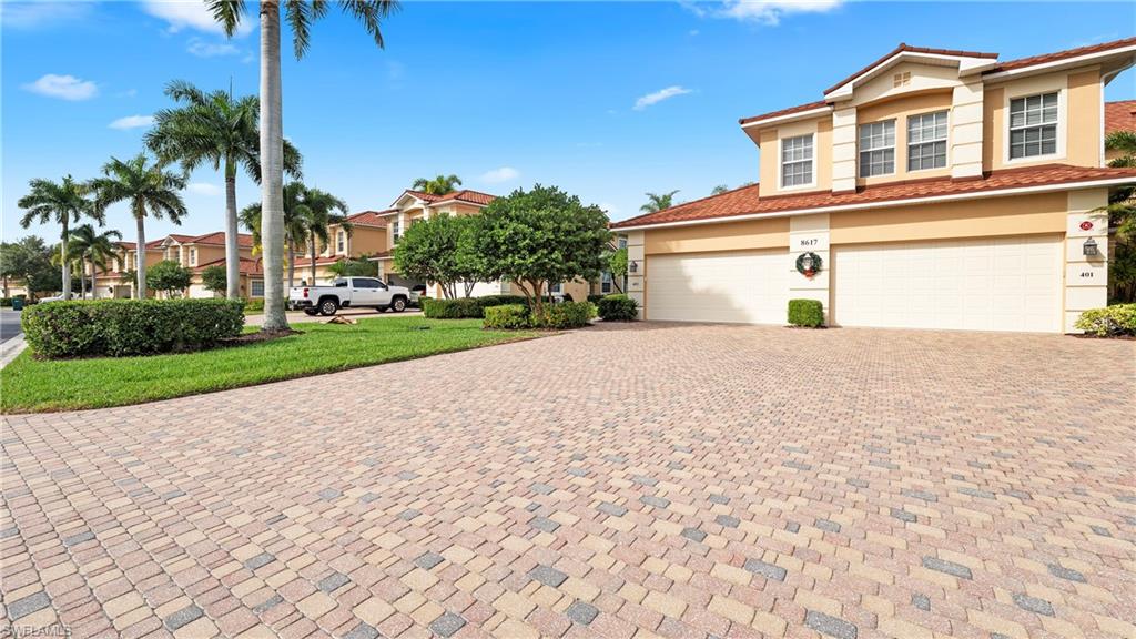 CHAMPIONS - Residential