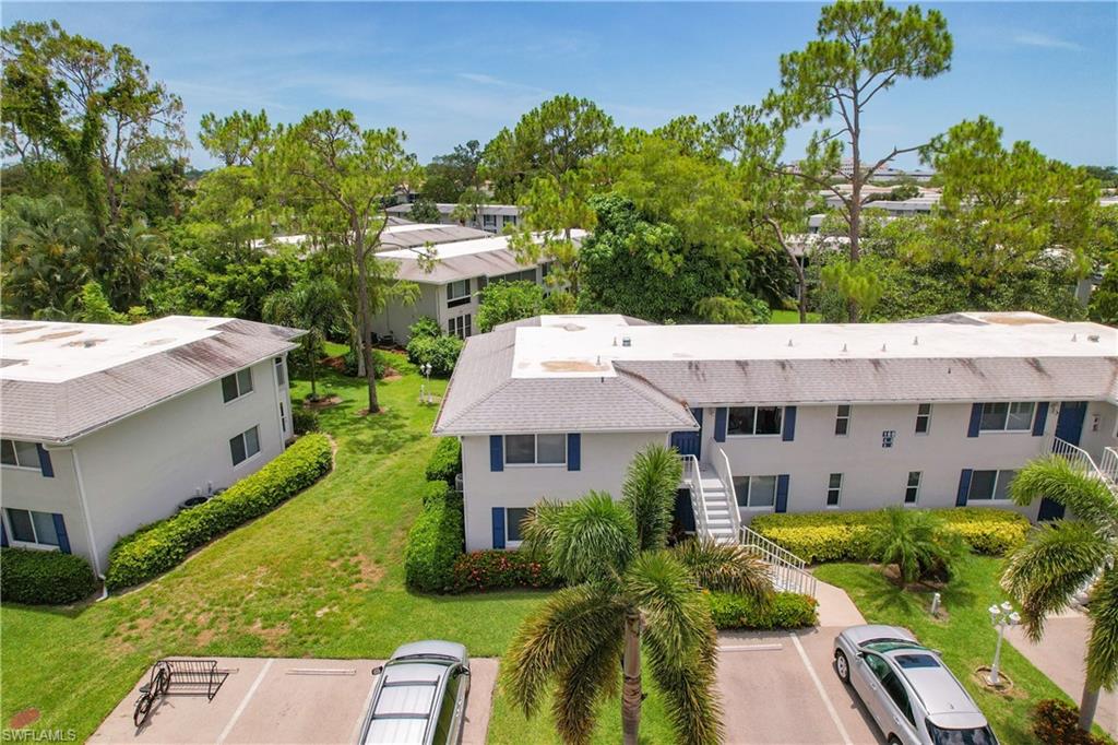 GLADES COUNTRY CLUB - Residential