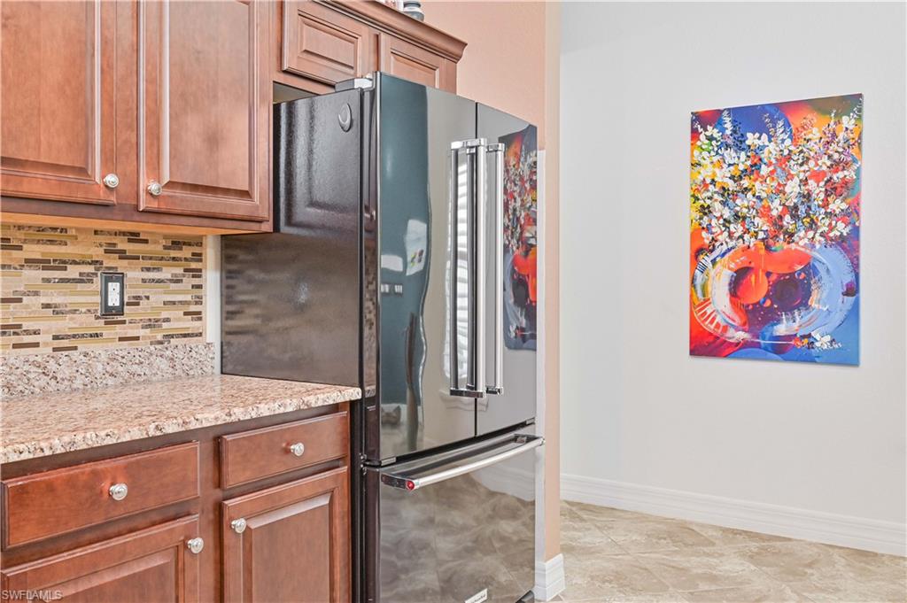 BOTANICA LAKES - Residential