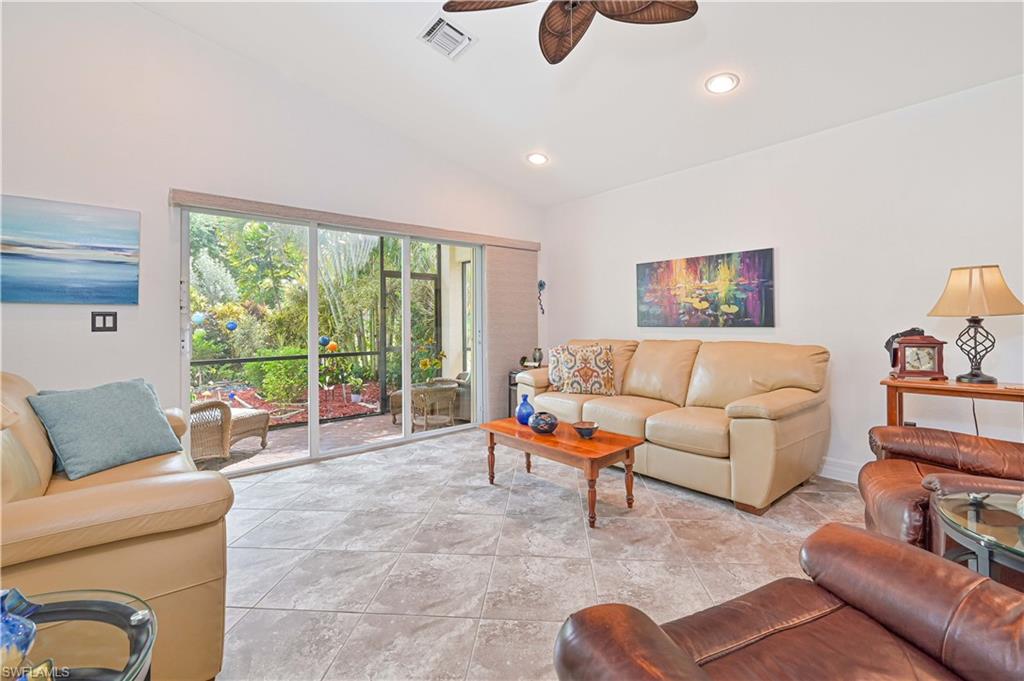 BOTANICA LAKES - Residential