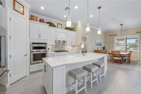 2720 Amaranda CT NAPLES FL 34114