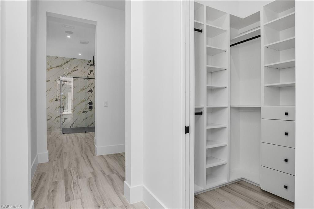 OAKES ESTATES - Residential