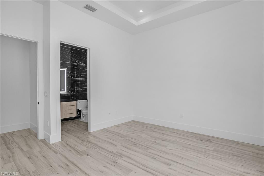 OAKES ESTATES - Residential