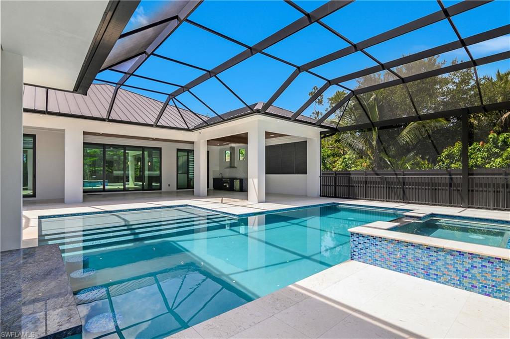 OAKES ESTATES - Residential