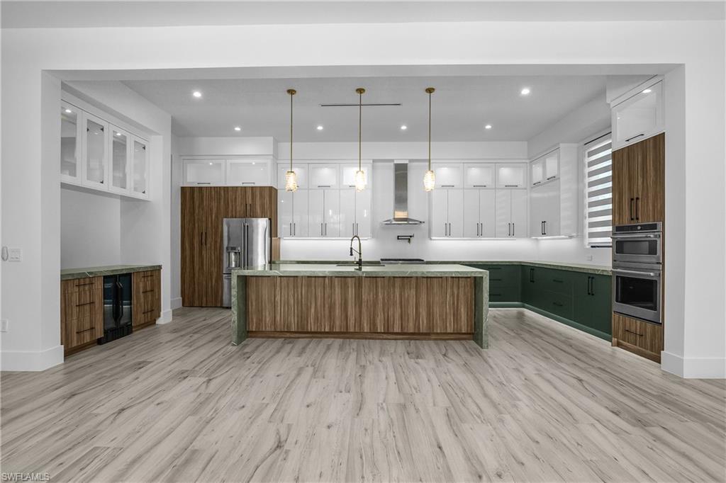 OAKES ESTATES - Residential