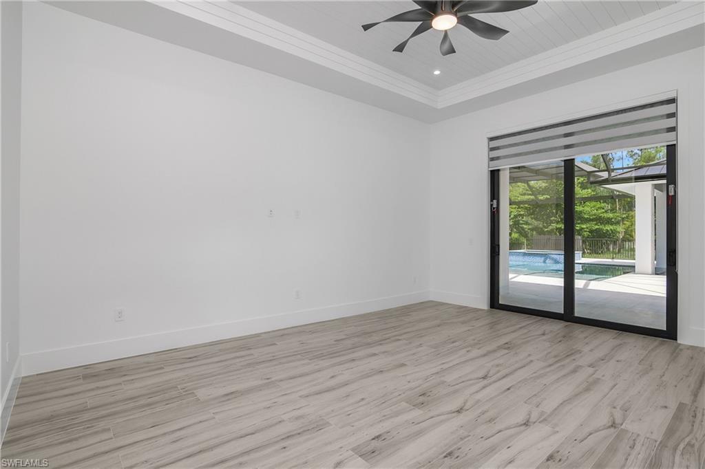 OAKES ESTATES - Residential