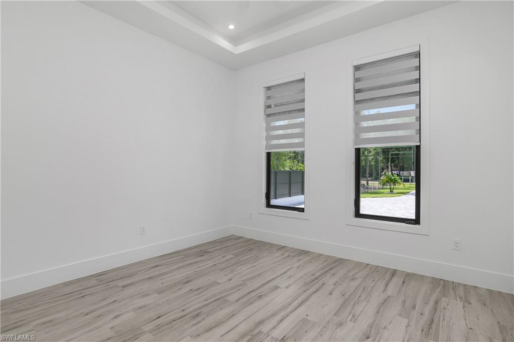 OAKES ESTATES - Residential