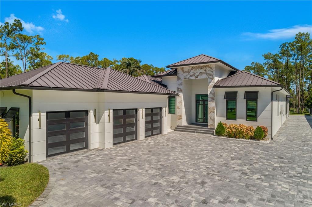 OAKES ESTATES - Residential