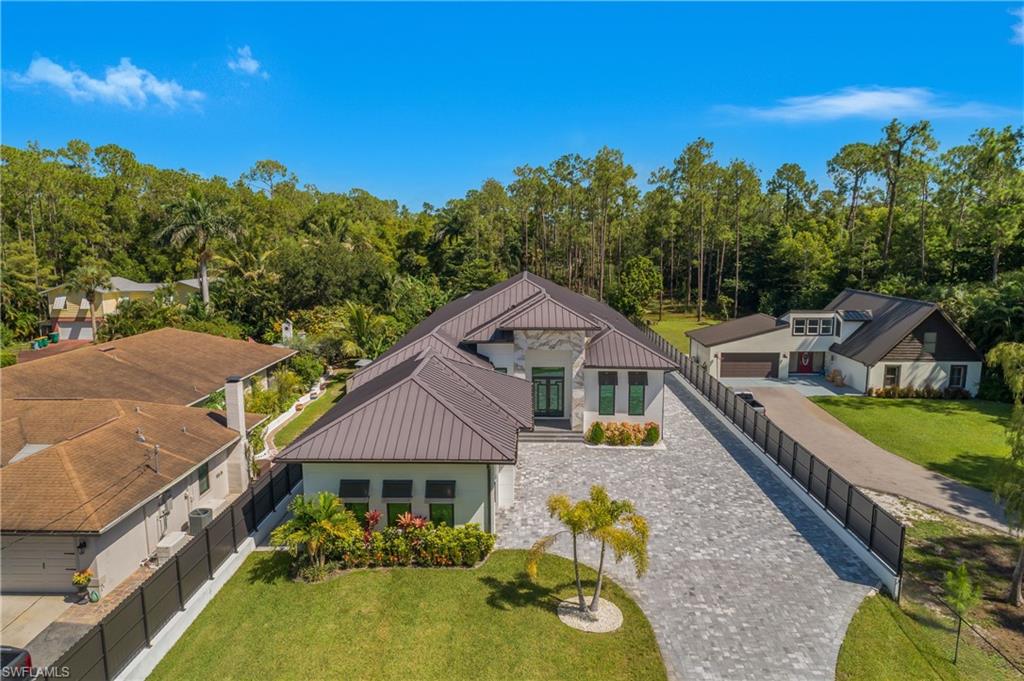 OAKES ESTATES - Residential