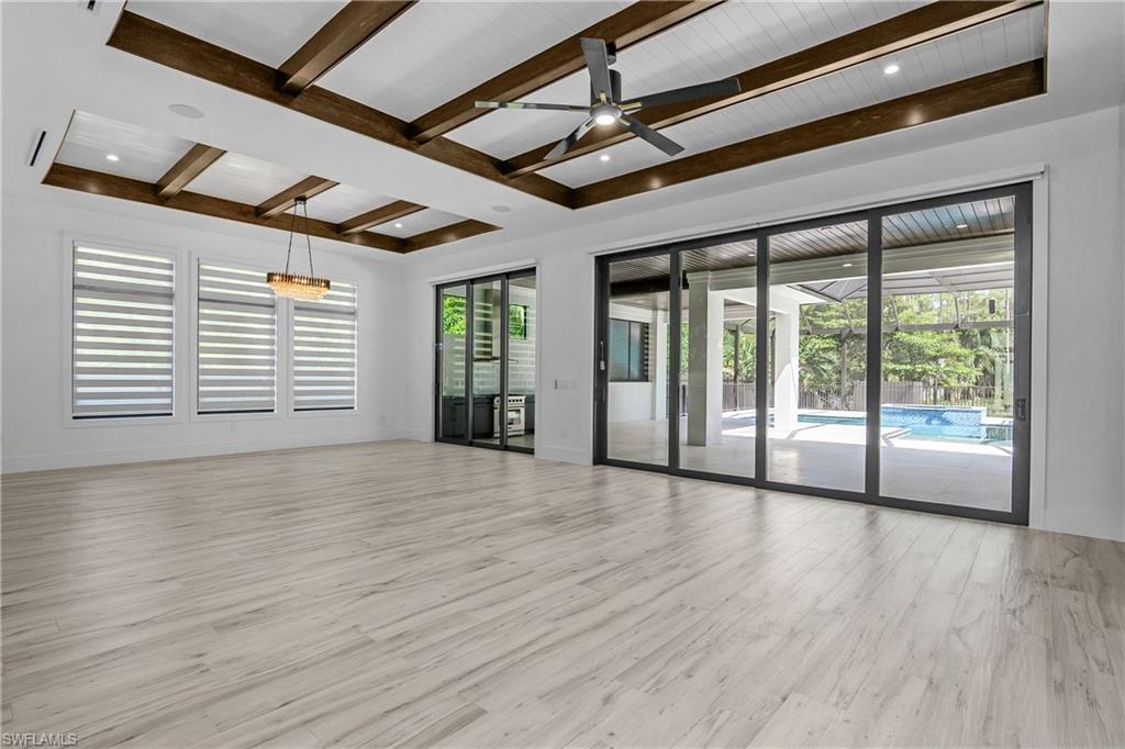 OAKES ESTATES - Residential