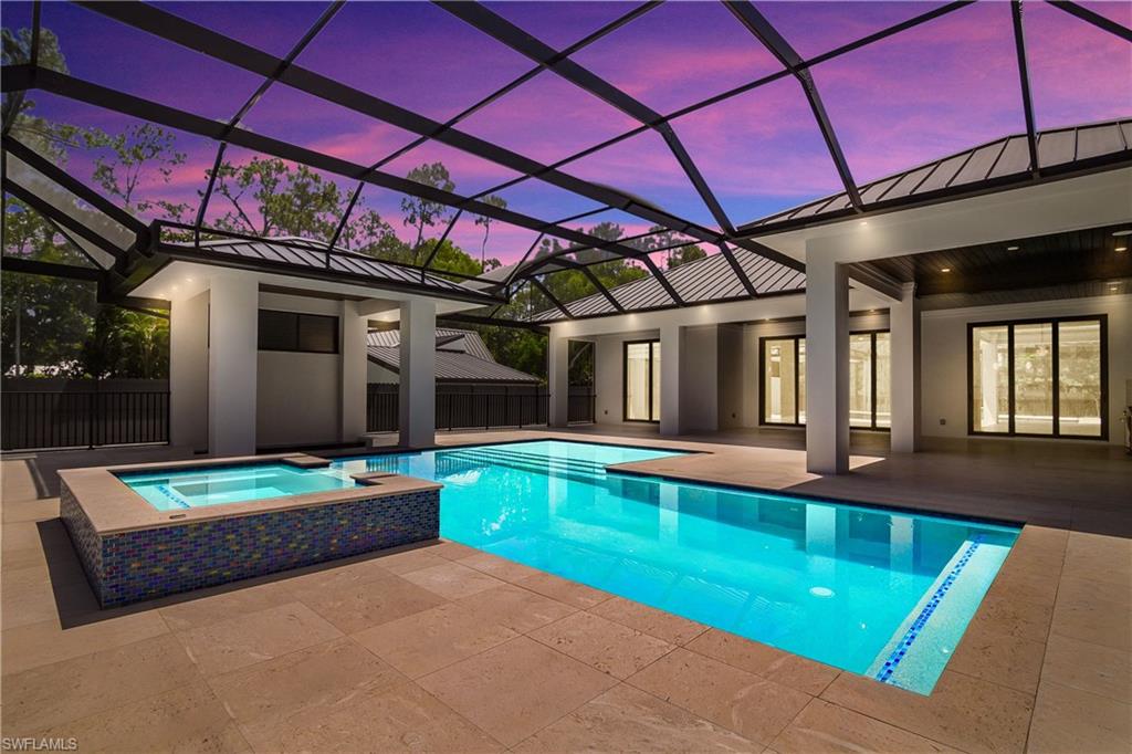 OAKES ESTATES - Residential