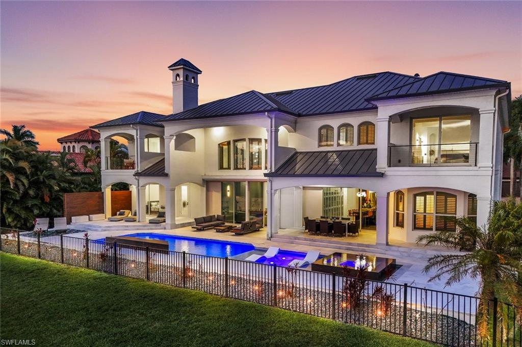 CAPE ROYAL - Residential