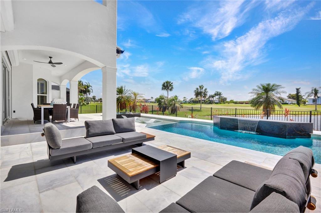 CAPE ROYAL - Residential