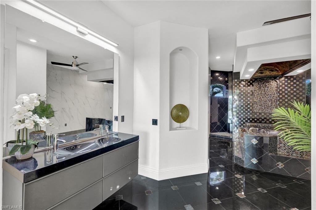 CAPE ROYAL - Residential