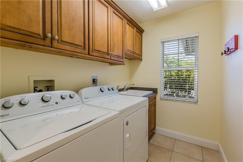 MARCO BEACH - Residential