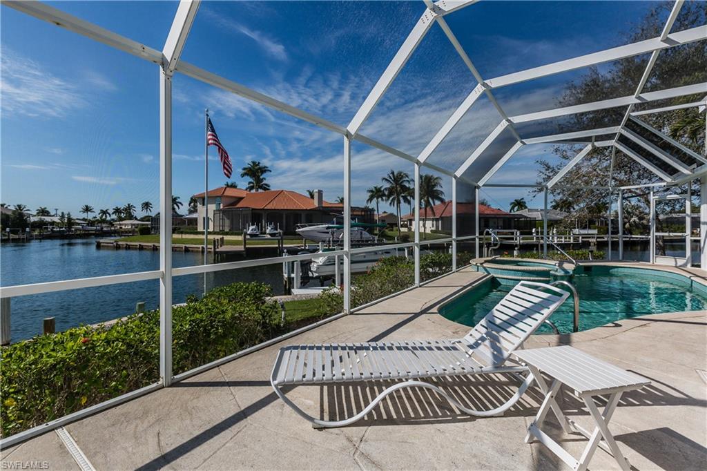 MARCO BEACH - Residential