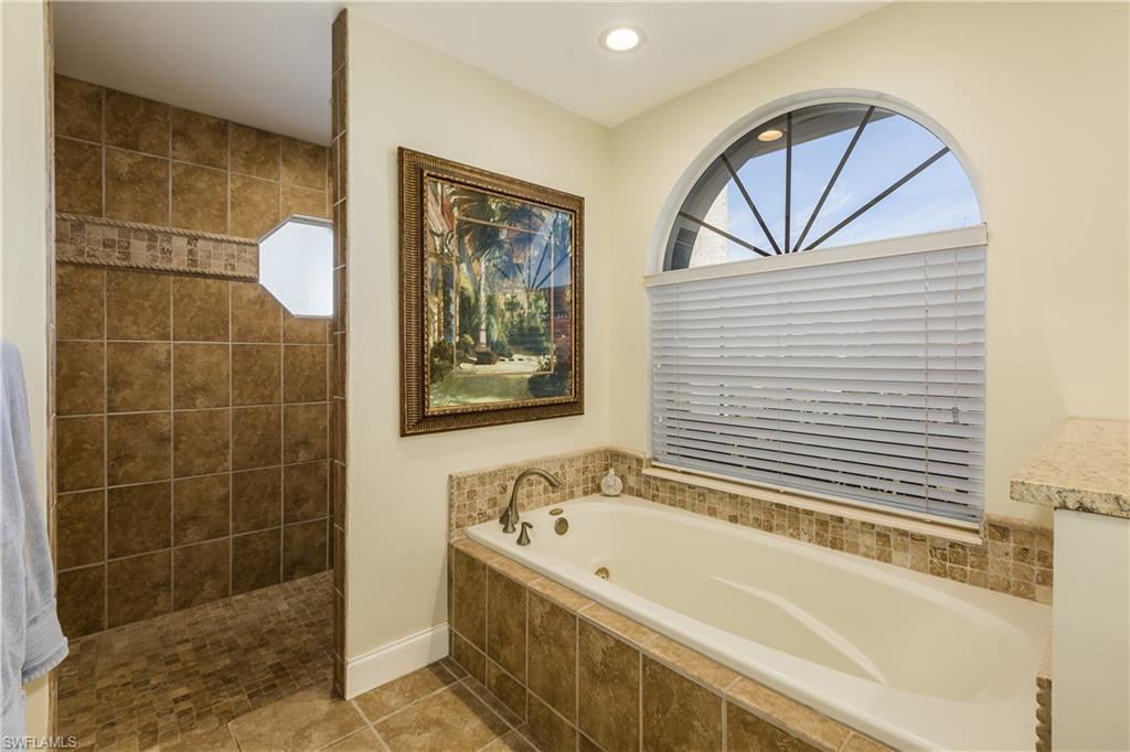 MARCO BEACH - Residential