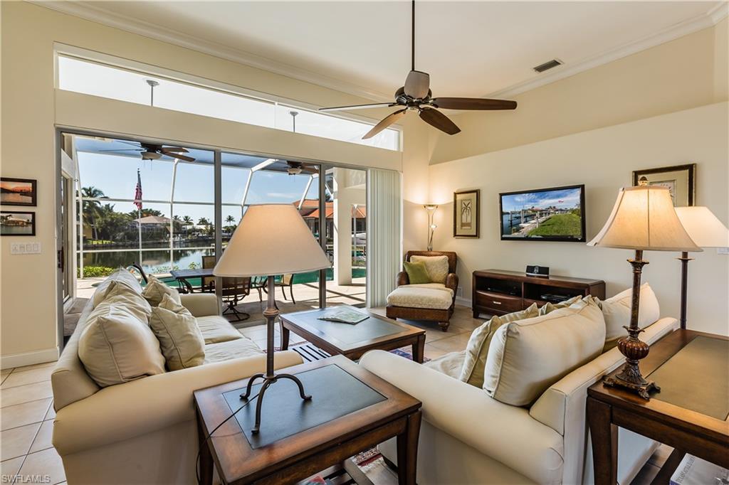 MARCO BEACH - Residential