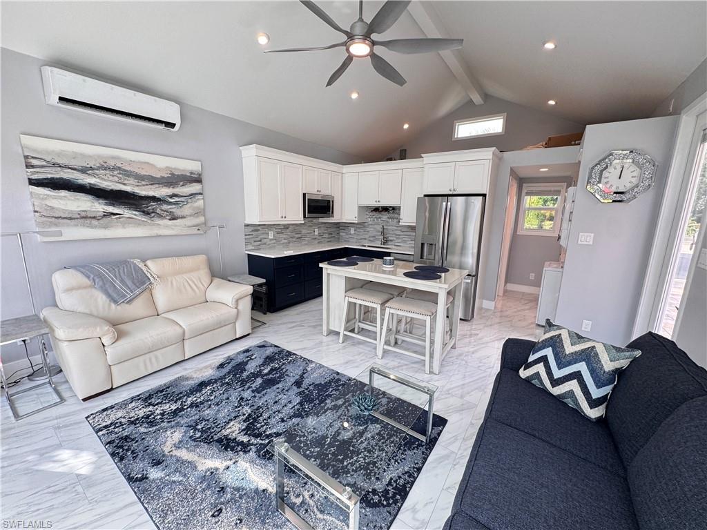 RIVERBEND MOTORCOACH RESORT - Land