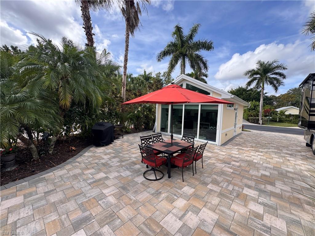 RIVERBEND MOTORCOACH RESORT - Land