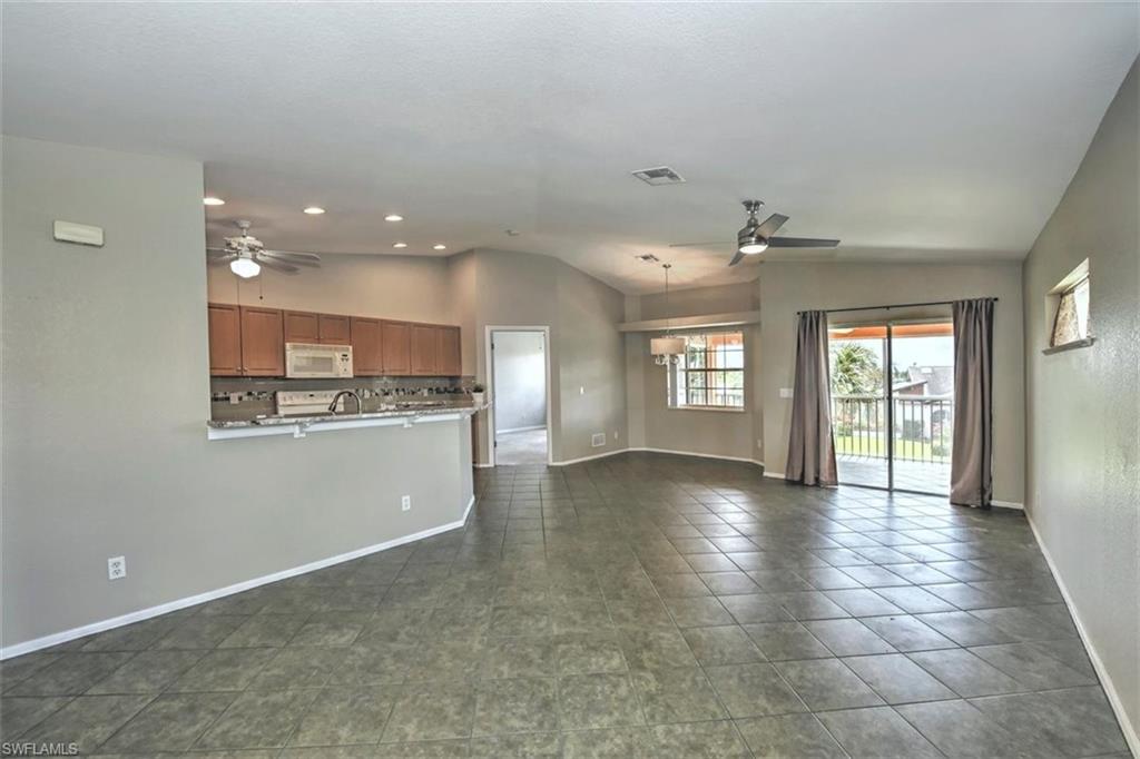 KINGS GREEN - Residential