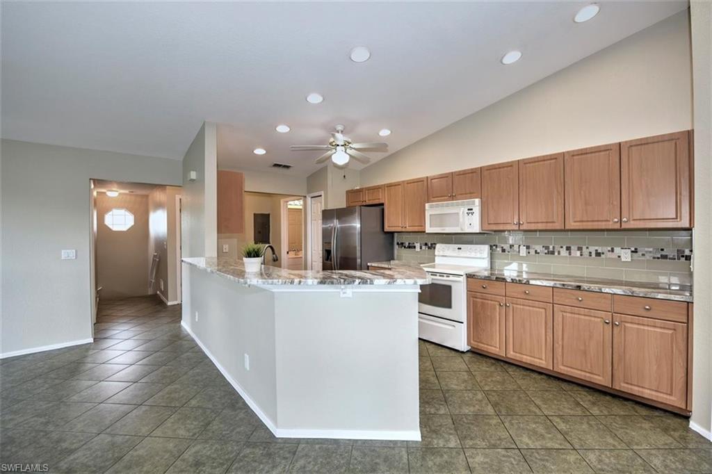 KINGS GREEN - Residential