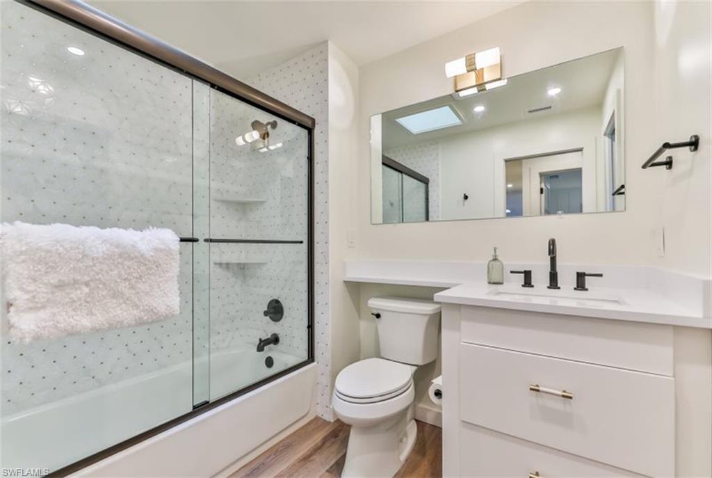 BEACH HOMES - Residential