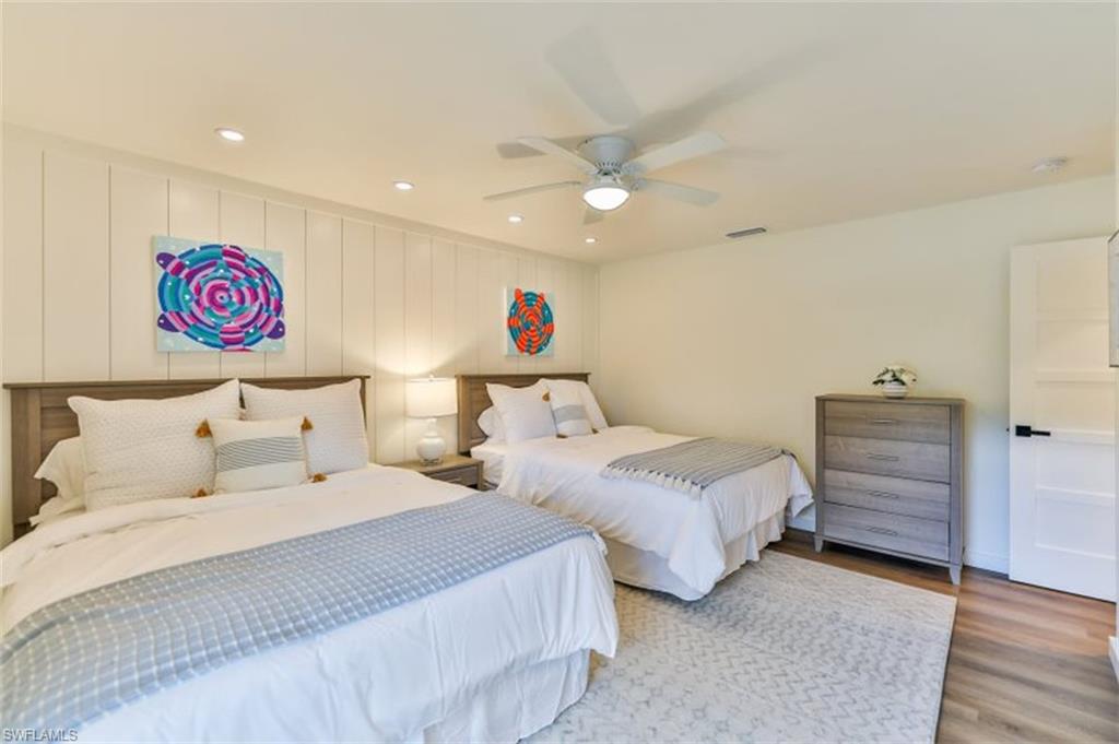 BEACH HOMES - Residential