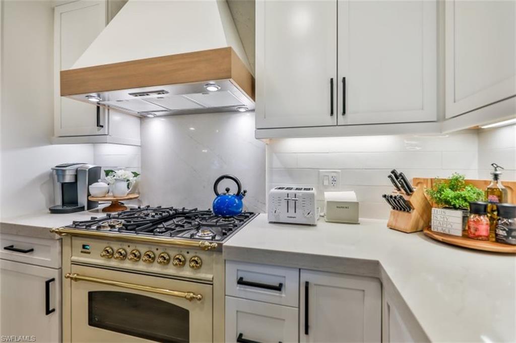 BEACH HOMES - Residential