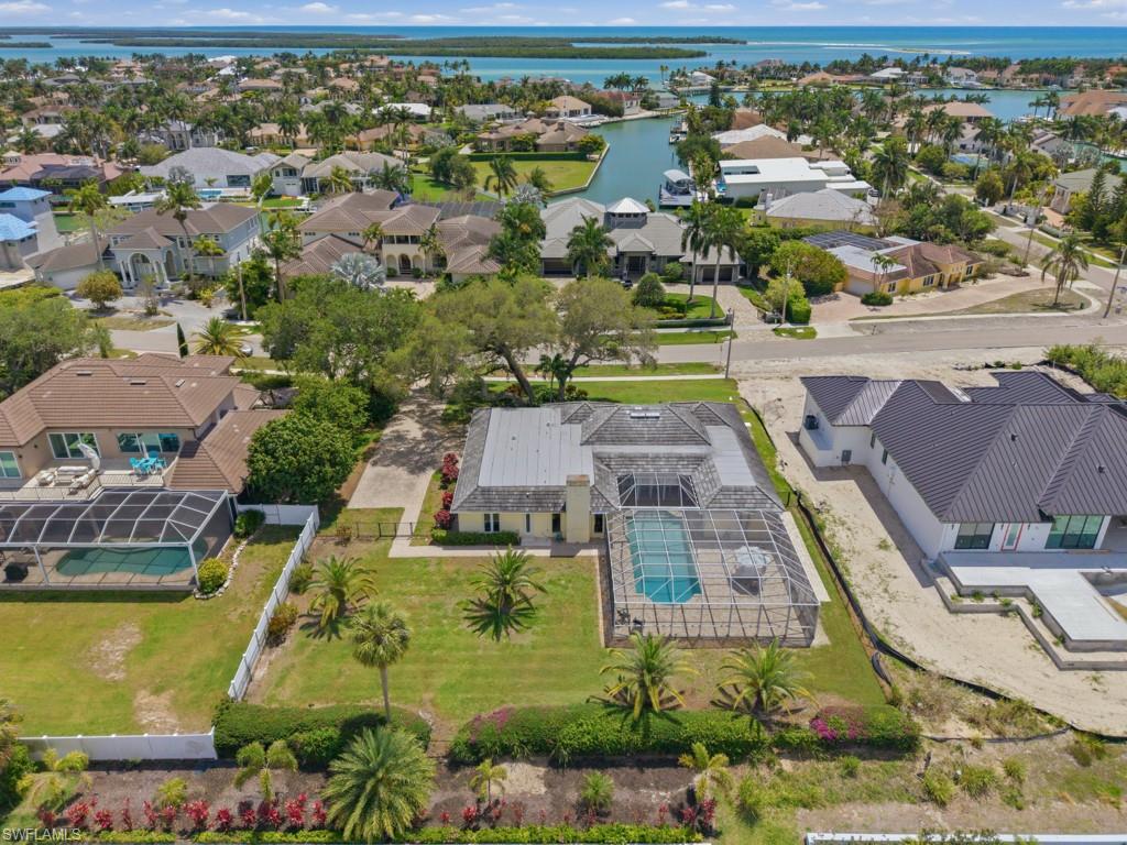 MARCO BEACH - Residential