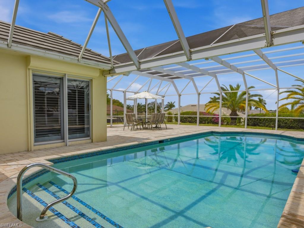 MARCO BEACH - Residential