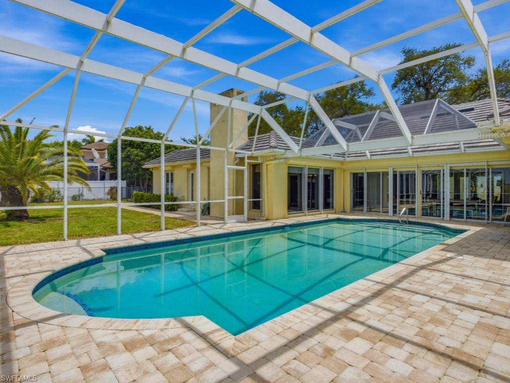 MARCO BEACH - Residential