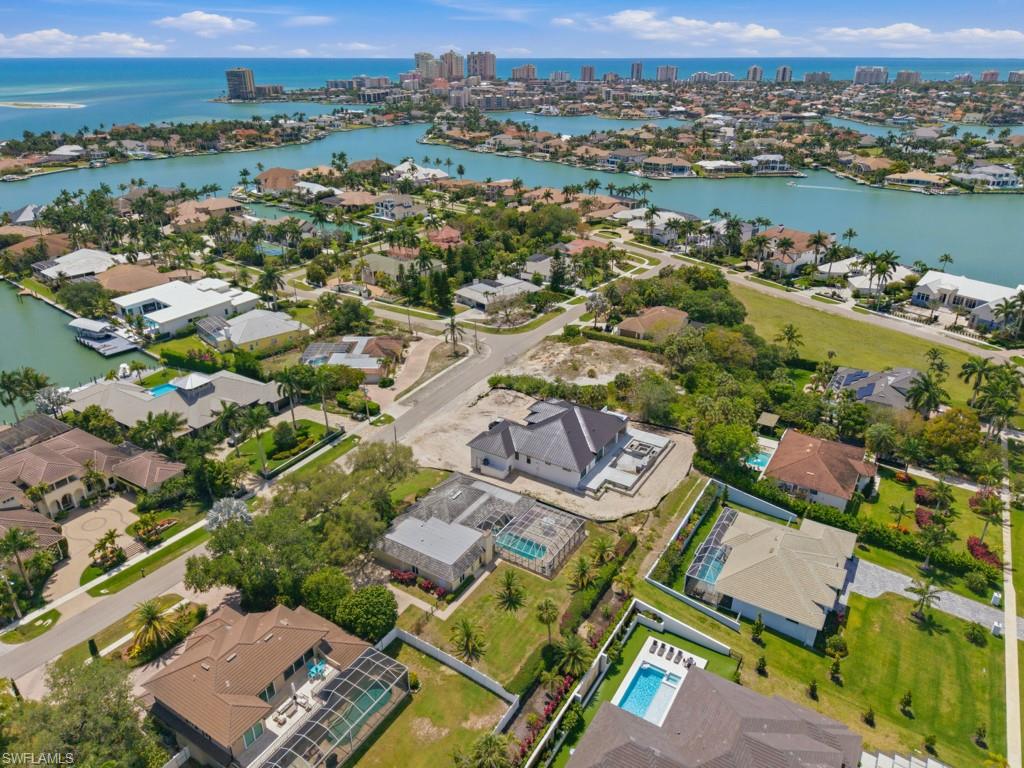 MARCO BEACH - Residential