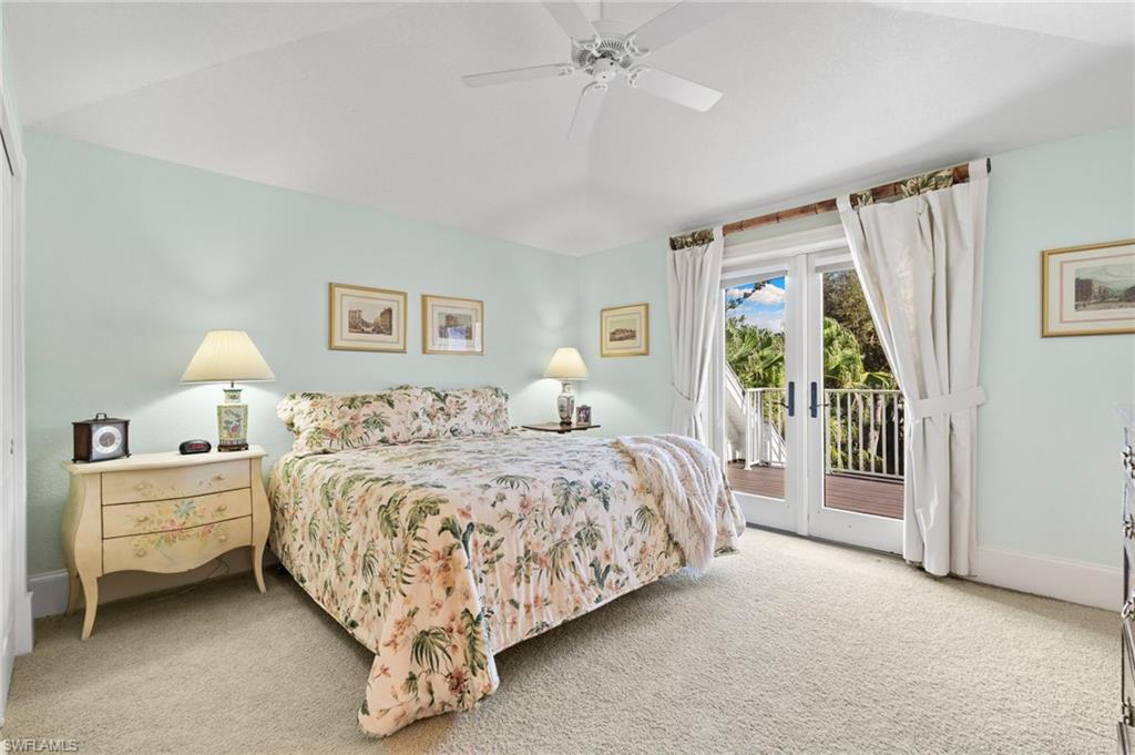 MOORINGS - Residential