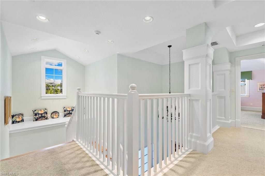 MOORINGS - Residential